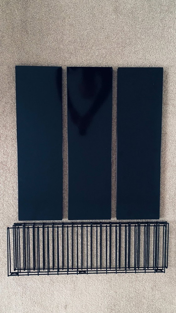 Image 1 of Vintage zwart draadrek Tomado stijl  | Nederlands design ca. 1980