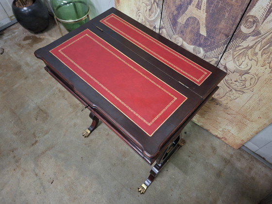 Image 1 of Secrétaire ou bureau d'écriture ancien, bureau de dame, dimensions 60 x 40 cm et 72 cm de hauteur