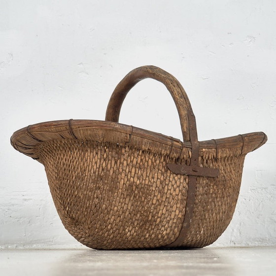 Antiker Weidenkorb mit Massivholzgriff (ca. 1900) #4, Dekorative Objekte, Korbgeflecht, Braun, Rustic (Foto 10 von 14)