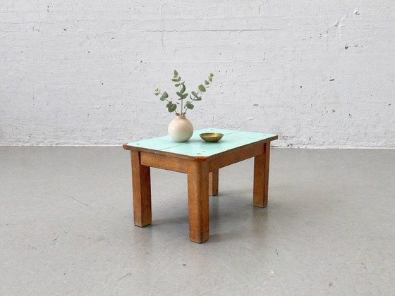 Image 1 of Vintage houten kruk met Formica blad, jaren 50