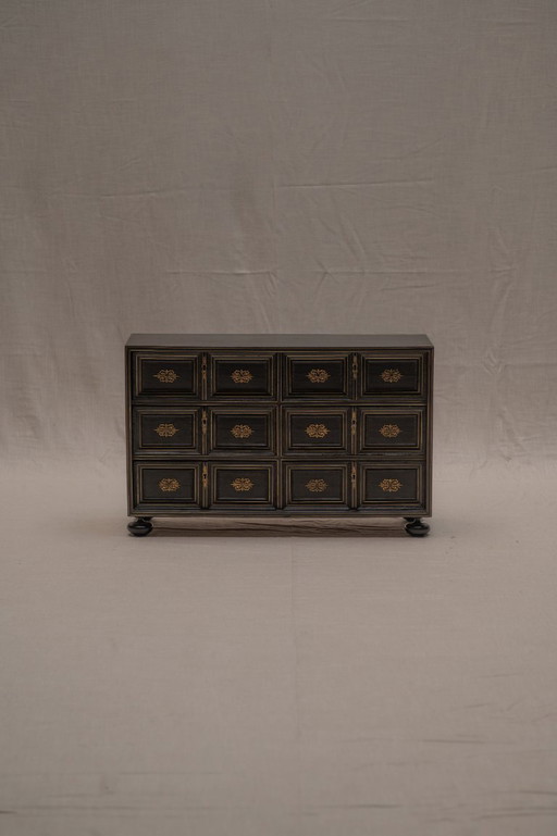 Late 17th – early 18th century ebonized cabinet