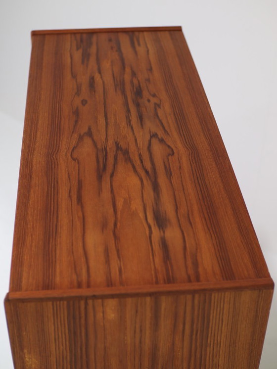 Image 1 of Buffet haut étroit A.P. Møbler, teck vintage danois des années 1960