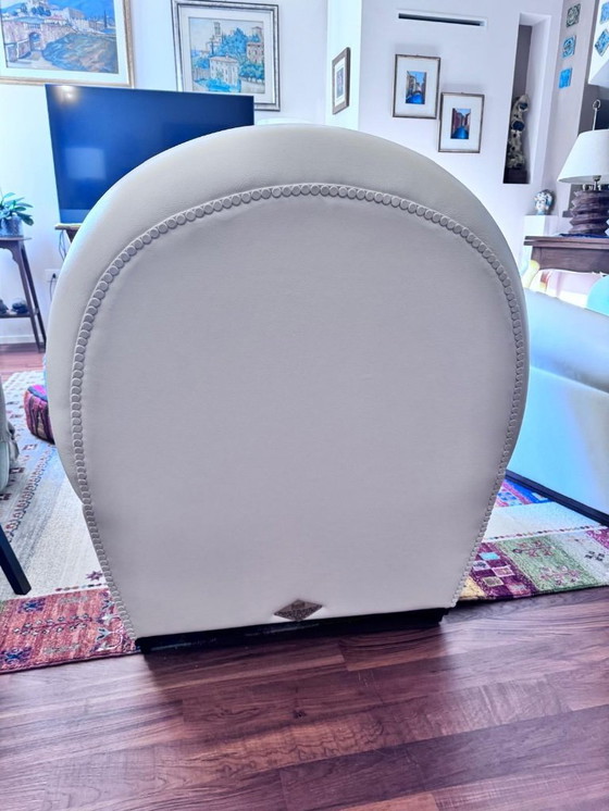 Image 1 of Frau Vanity Fair Sessel in Cremeweiß