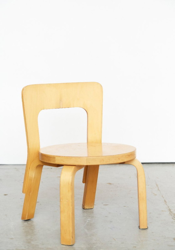 Image 1 of Set van twee Alvar Aalto kinderstoelen N65 voor Artek