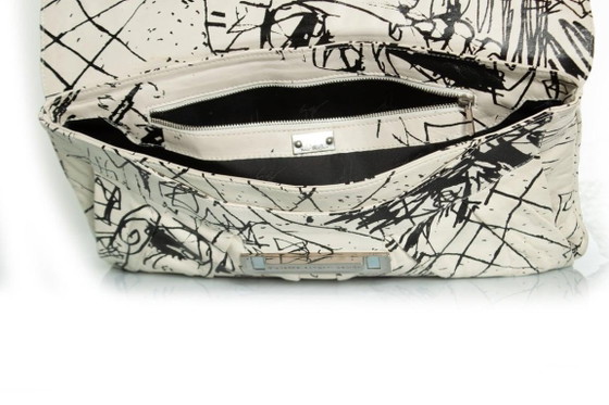 Image 1 of Giuseppe Zanotti, pochette bianca e nera