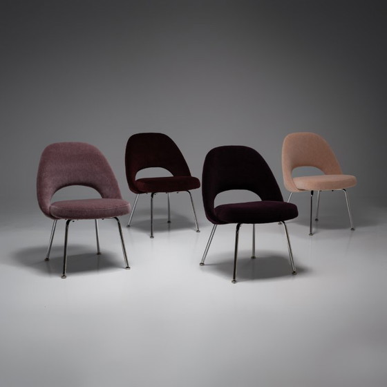 Image 1 of Esszimmerstuhl Modell 72, verschiedene Farben, entworfen von Eero Saarinen für Knoll, 4er-Set
