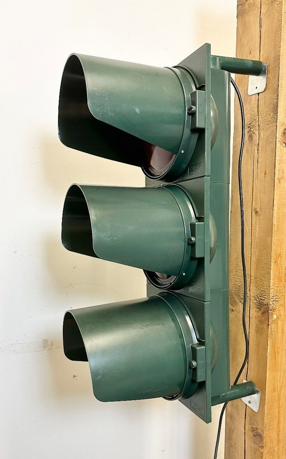 Image 1 of Vintage groene Italiaanse verkeerslichten, jaren 80