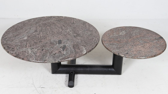 Image 1 of Mesa de centro escultural de granito y madera al estilo de UP&UP, Italia años 80