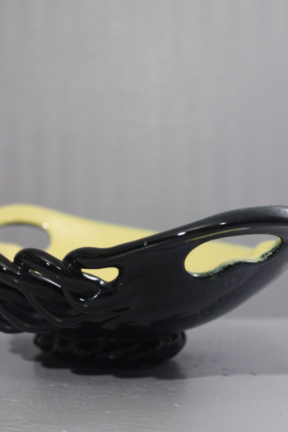 Image 1 of Grande coupe à fruits vintage faïence tressée Ceramidi Marseille France 1950s