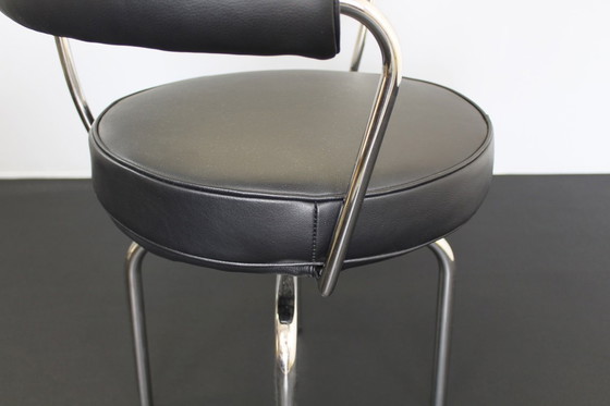 Image 1 of 2xSeat Lc7 Le Corbusier Cassina Charlotte Perriand