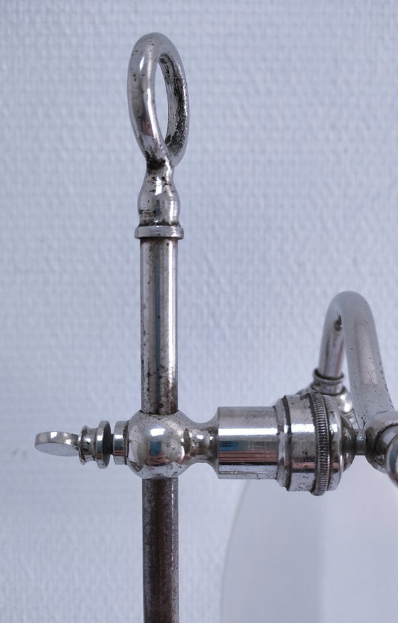 Image 1 of Lámpara Art Déco, metal cromado, cristal opalino.