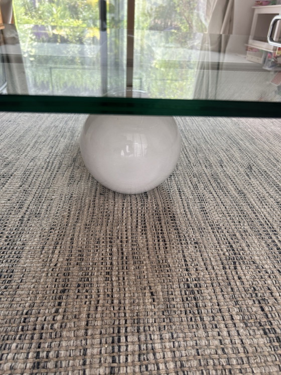 Image 1 of Maurice Barilone - Vintage design salontafel - glas en marmer, Italië jaren ’70, toegeschreven aan Roche Bobois
