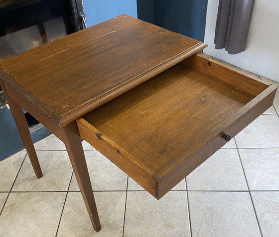 Schreibtisch mit einer großen Schublade aus massiver Eiche, um 1950, 78 x 58 cm – Wood (photo 3 of 19)