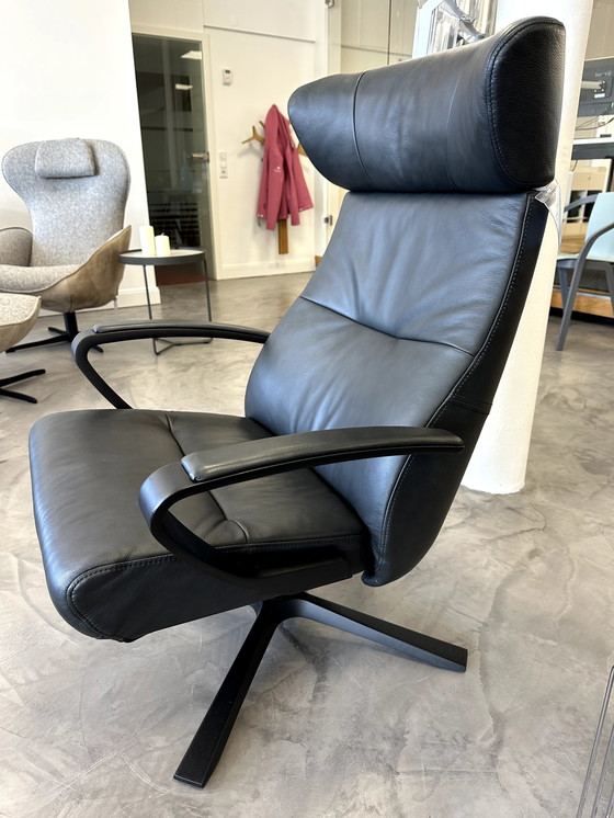 Image 1 of Zwarte fauteuil van Konform