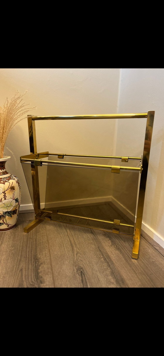 Image 1 of Vintage messing smoked glas lectuurbak / krantenbak