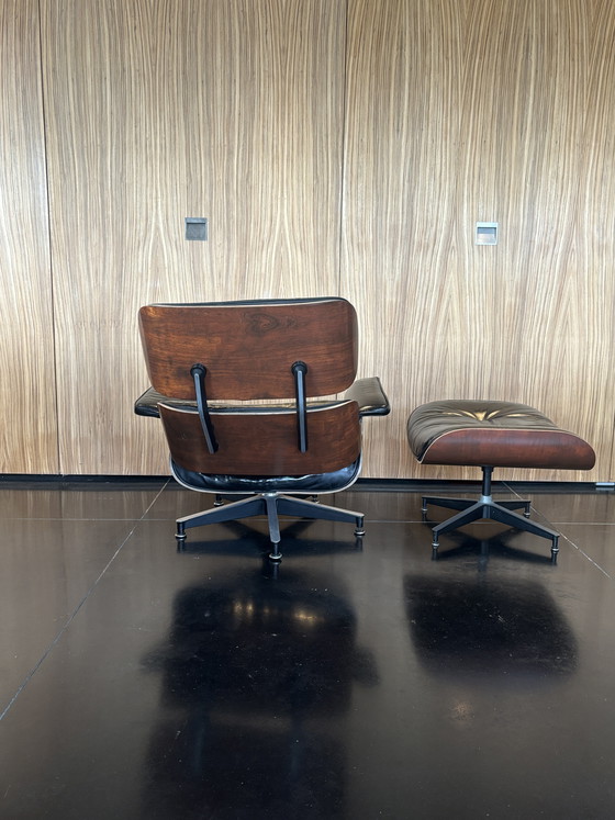Image 1 of Eames lounge chair Herman Miller