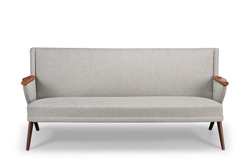 Edgy Deens design bank door Johannes Andersen