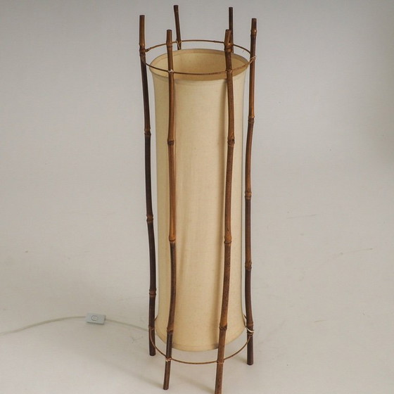 Große Stehlampe aus Bambus und Leinen von Louis Sognot – Stehleuchten, Textile (photo 6 of 17)