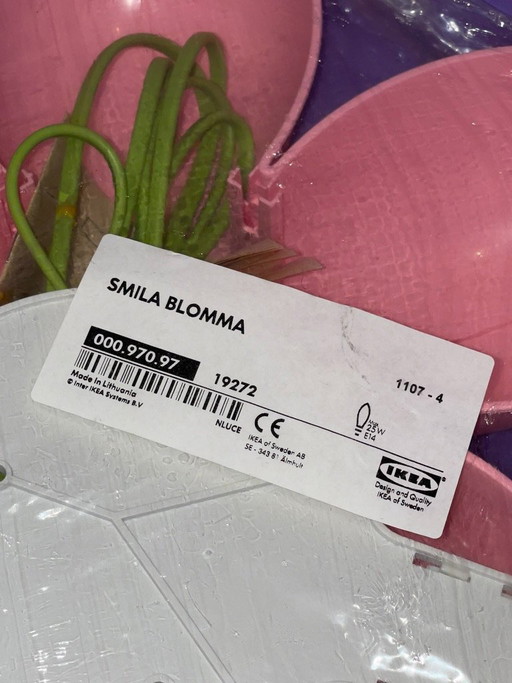 NIEUWE SMILA BLOMMA Vintage wandlamp van IKEA - roze bloem - decoratieve lamp