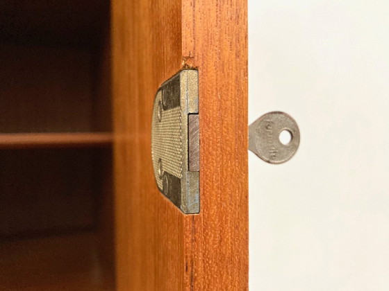 Image 1 of 2 armadi/armadietti portaoggetti vintage Kemkes in teak