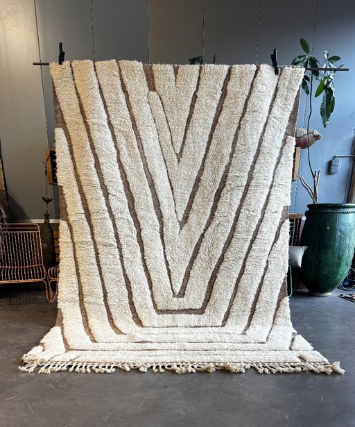 Moderner marokkanischer Mrirt-Teppich 200x300 cm – Cremefarbenes Wollstrukturdesign