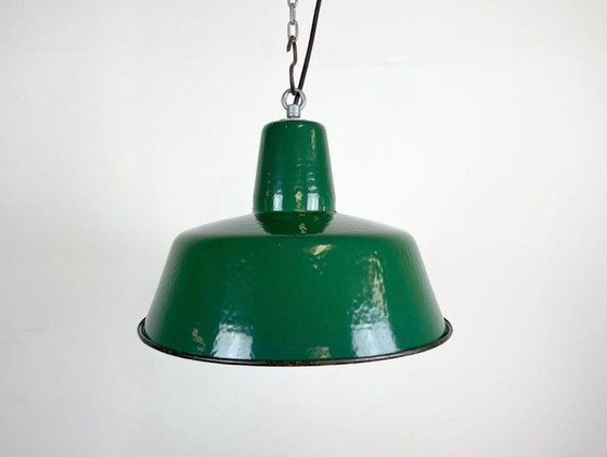 Image 1 of Industrielle grüne Emaille-Hängelampe, 1960er Jahre