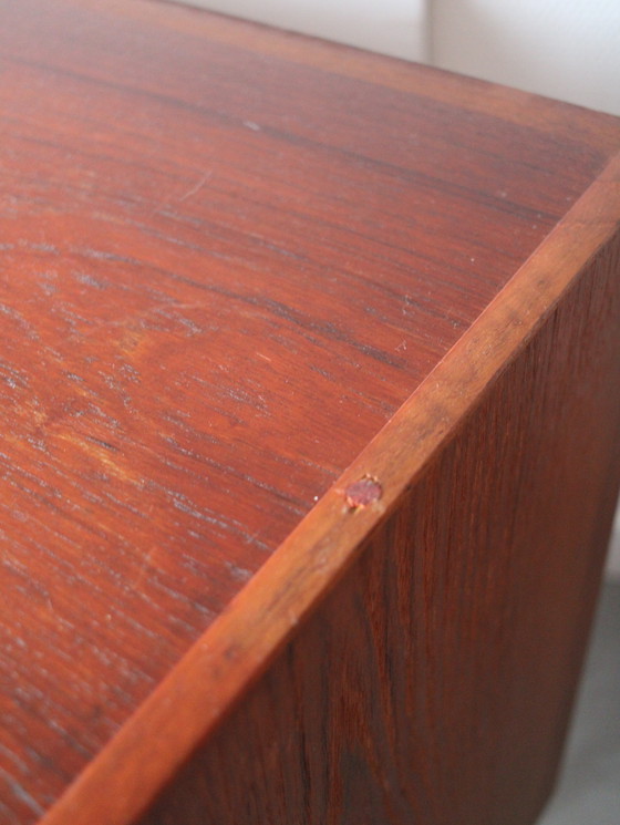 Image 1 of Vintage Deense ladekast in teak