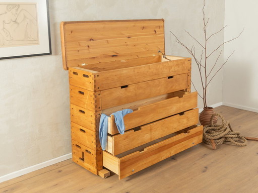 Caja de bóveda reciclada, cómoda