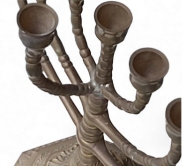 Image 1 of Antike Menora aus Messing, siebenarmiger Kandelaber