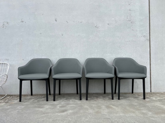 Image 1 of 4x Vitra softshell leather chairs