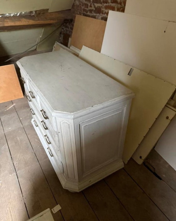 Image 1 of Ensemble chambre vintage patiné Commode + 2 tables de chevet