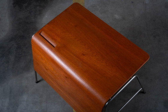 Image 1 of Escritorio de profesor muy raro de Arne Jacobsen