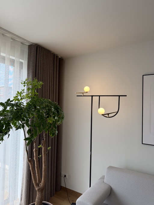 Artemide Yanzi Floor Vloerlamp Van Neri&Hu – vloerlampen, Metal, Brass (photo 2 of 5)