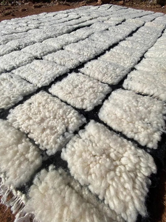 Moroccan Berber rug 300cm x 150cm – Rugs & carpets, Modern (photo 7 of 8)