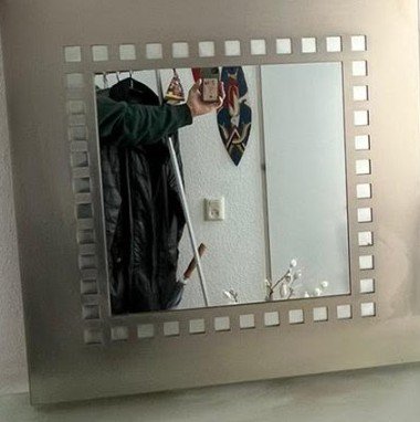 Table d'appoint avec miroir