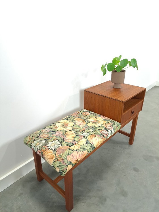 Image 1 of Banc de salle en teck de Suède