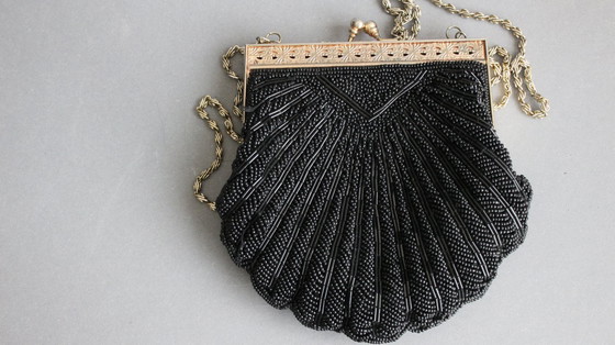 Image 1 of Vintage evening bag, theater bag, beaded embroidery, kiss-proof closure, chain strap
