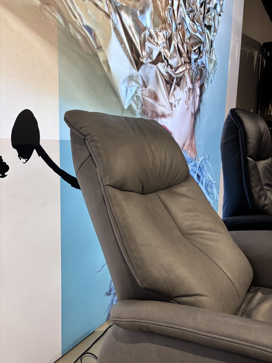 Image 1 of Himolla Senator 7071