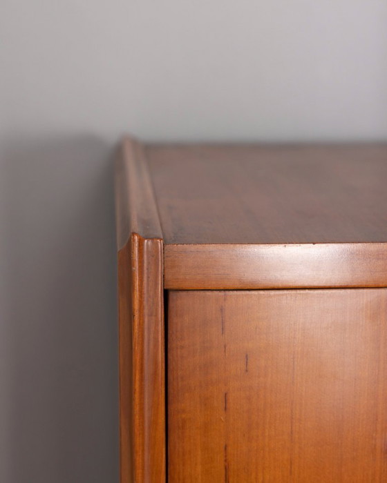 Image 1 of Vintage teakhouten dressoir uit de jaren 60 met wandmontagesysteem, Italiaans design.