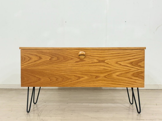 Image 1 of Prachtig dressoir/ladekast van Hellerau, serie 427 – design uit het midden van de 20e eeuw.