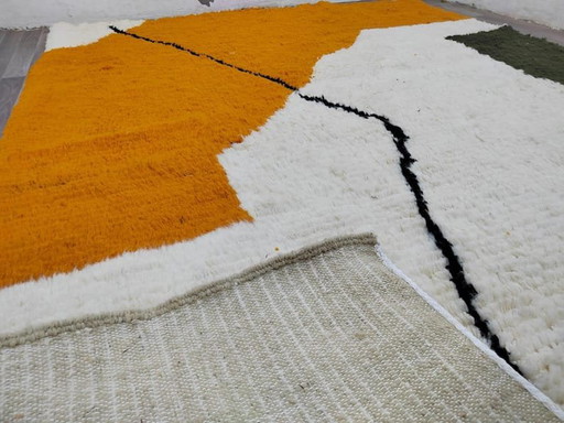 Alfombra Beni Ouraine, tejida a mano con métodos tradicionales, tamaño 2/3 m. – Ahrend (photo 2 of 8)