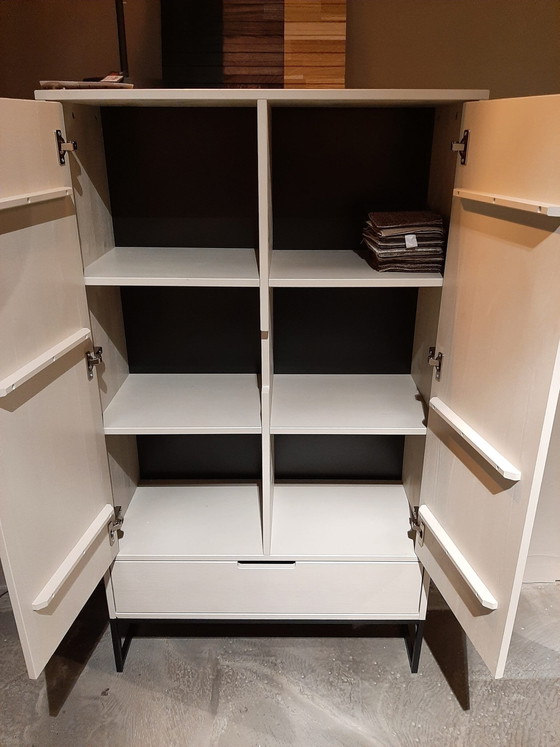 Silas 2-door Cabinet - Dust – Woood (photo 4 of 4)