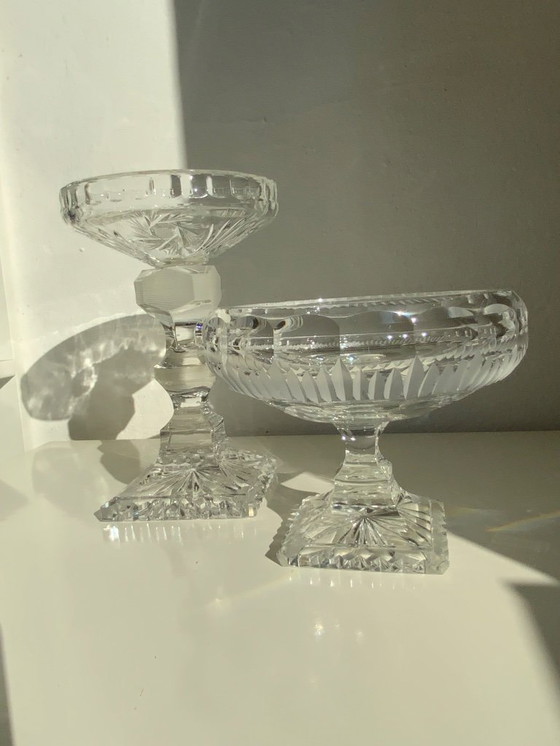 Image 1 of Paire de coupes sur pied en cristal de Bohême taillé, taillées à la main.