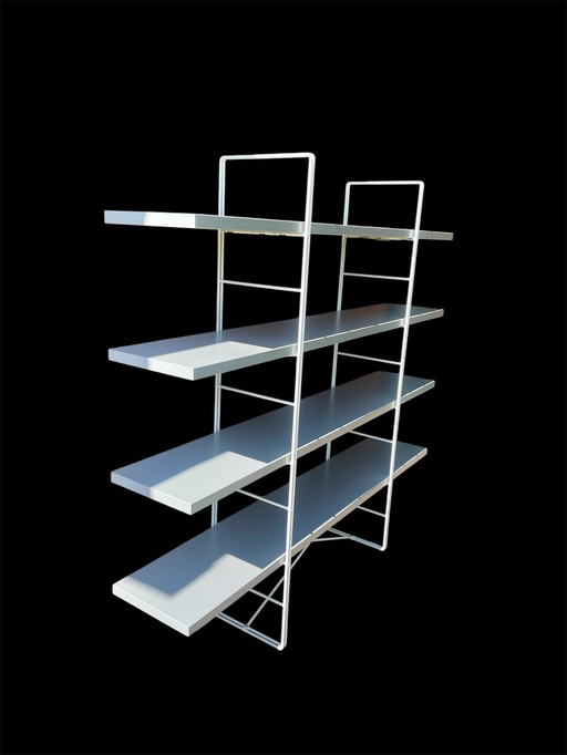 Niels Gammelgaard Enetri-Schrank