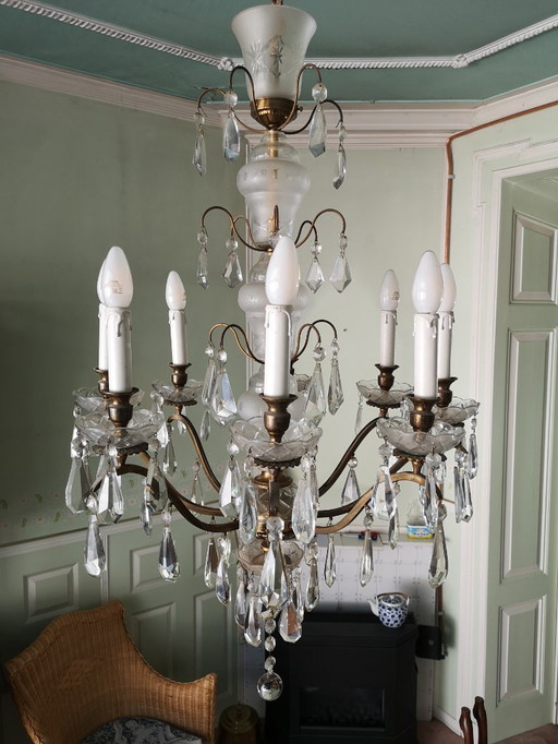 Chandelier