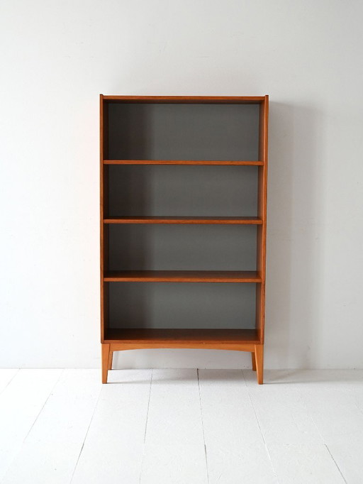 Librería vintage escandinava de teca con estantes abiertos