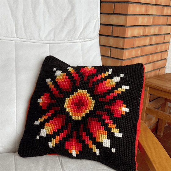 Vintage jaren 70 Portugese Arraiolos Geweven Geometrische Kussenhoes – Kussentjes, Textile (photo 2 of 9)