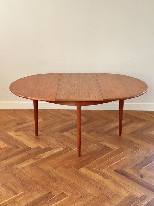 Vintage Dining Table Niels Otto Møller Teak Wood 50s/60s/70s – eettafels