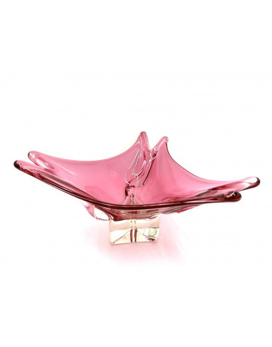 Image 1 of Eine große rosa Kunstglasschale