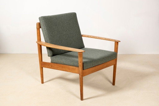 Fauteuil Grete Jalk Modèle PJ56 en Chêne, Danemark années 1950 – Textile, Wood